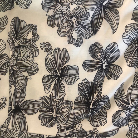 Chicwish Black & White Floral Dress S/M - Picture 4 of 4